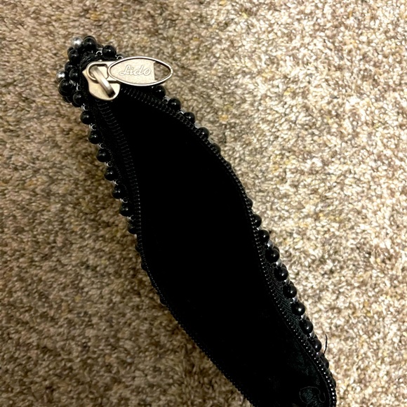 Hand crafted Tile Paper Hand Purse - Picture 3 of 4